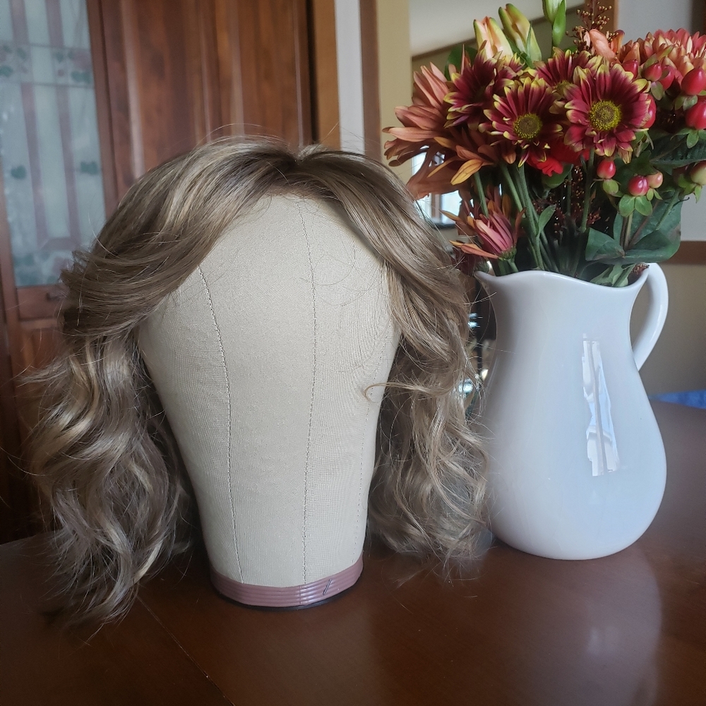SOLD Scarlett Wig by Jon Renau